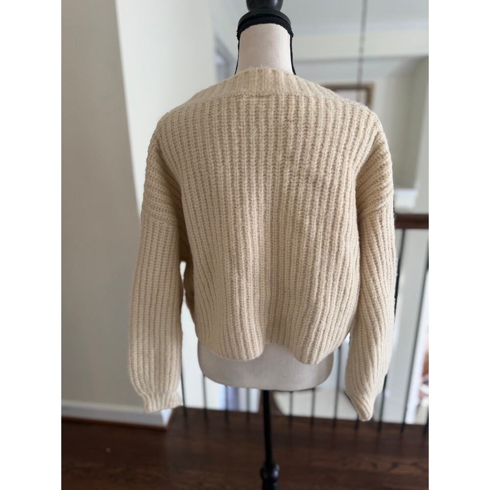 VRG Girl Cream Chunky Knit Cropped Oversize Loose Long Sleeve Cardigan - Picture 3 of 7